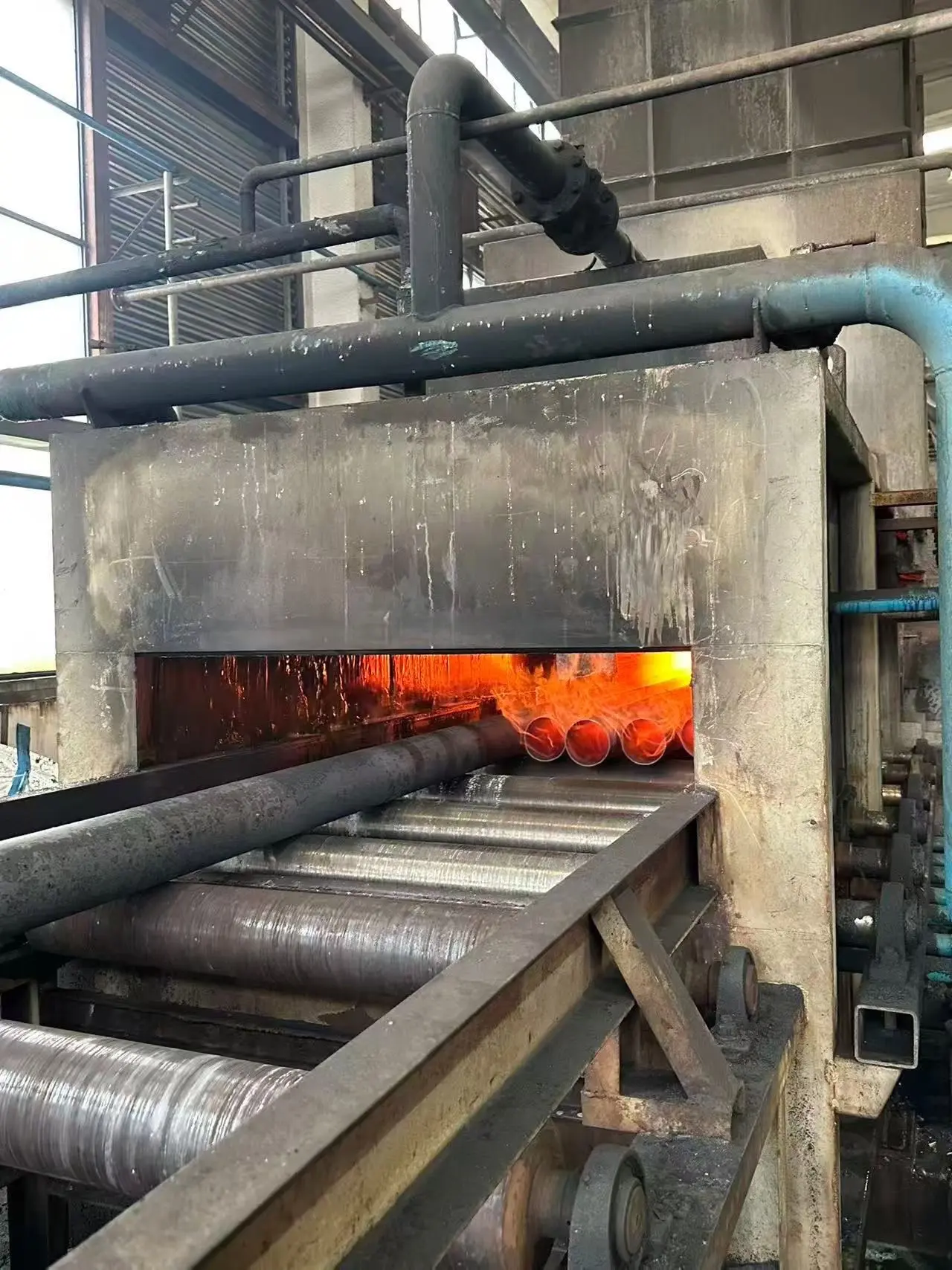 Seamless stainless steel pipe and tube manufacturing workshop with advanced production lines