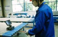 Internal surface inspection of seamless stainless steel pipes